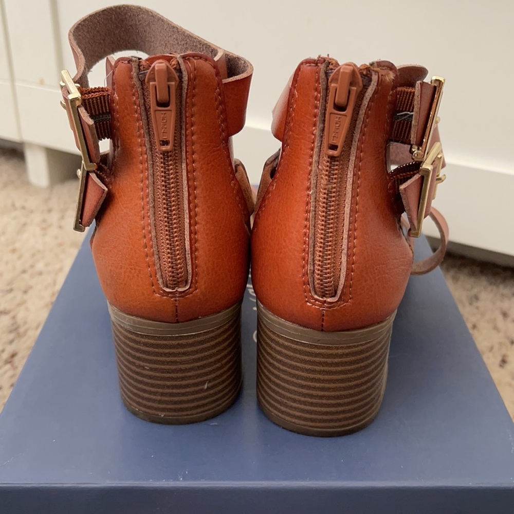 Strap Sandals - Picture 5 of 6